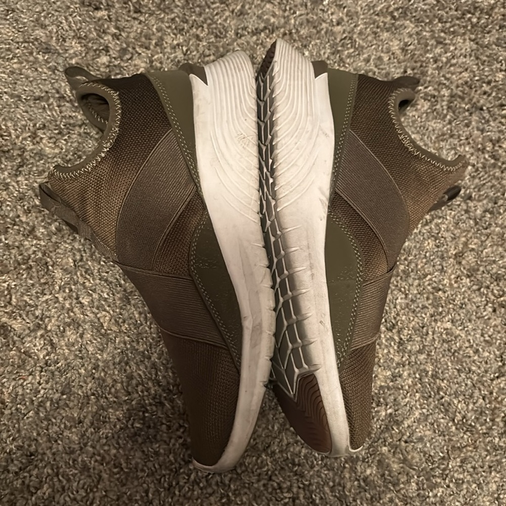 Shoes - Picture 2 of 2